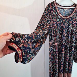 Max Studio Long Bubble Sleeve Dress Size L